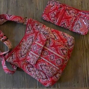 Vera Bradley Handbag w Matching Wallet and Clutch
